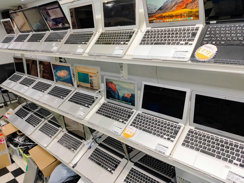 アキバで懐かしのMacBook Air 11インチが税込17,800円で販売中