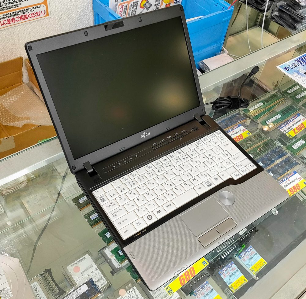 PCコンフルでSSD搭載シンクライアント端末が税込1,500円で販売中