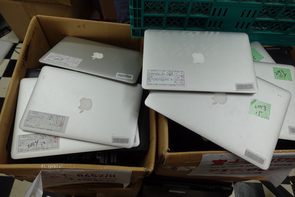 秋葉原に中古やジャンクのMacBook Air/Proが税込15,000円～大量入荷 ...