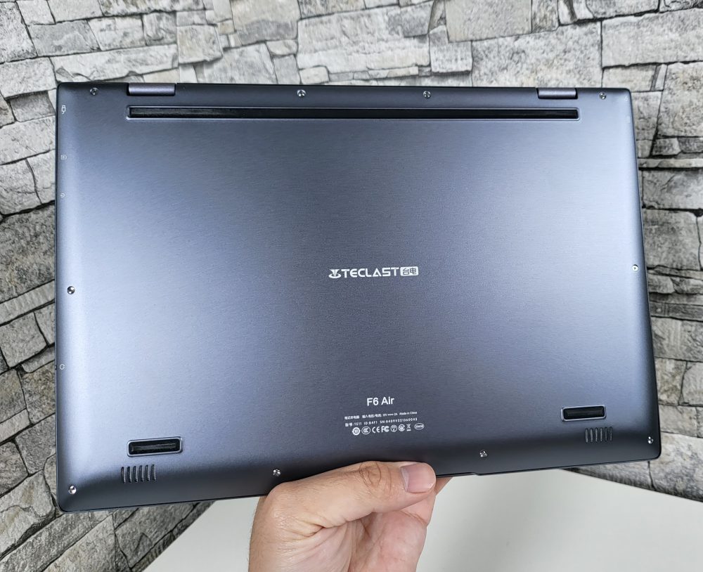 4万円台の2in1モバイルノート「Teclast F6 Air Laptop」レビュー！