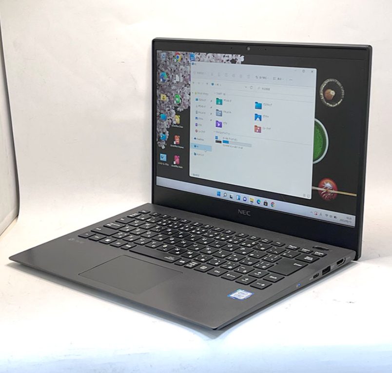 NEC　VersaPro 15.6型ノートパソコン　2018年　第8世代i5