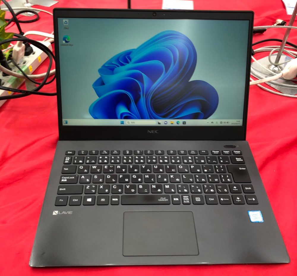 第8世代Core i7搭載13インチNEC製FullHD中古ノートが29,800円！Core i3 