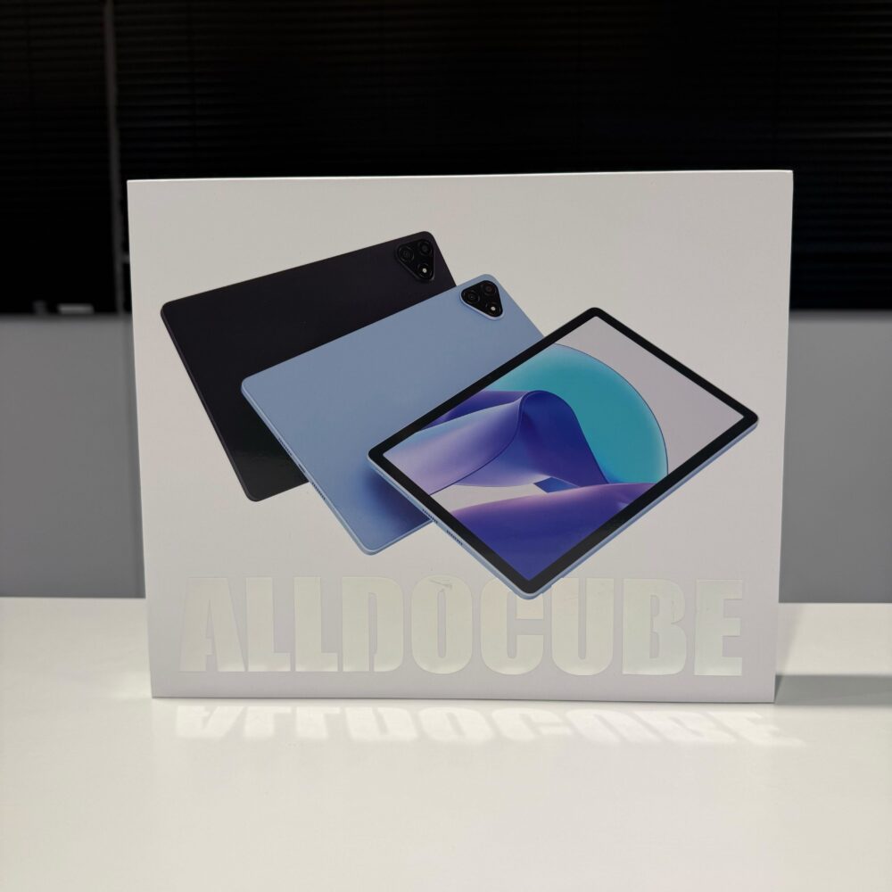 ALLDOCUBE iPlay 70E 11インチ タブレット 4G GPS 141131-16-